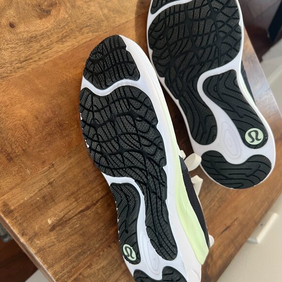 Blissfeel 2 Women's Running Shoe ColourWhite/Black/Kohlrabi Green - Size 9.5 - Picture 7 of 9